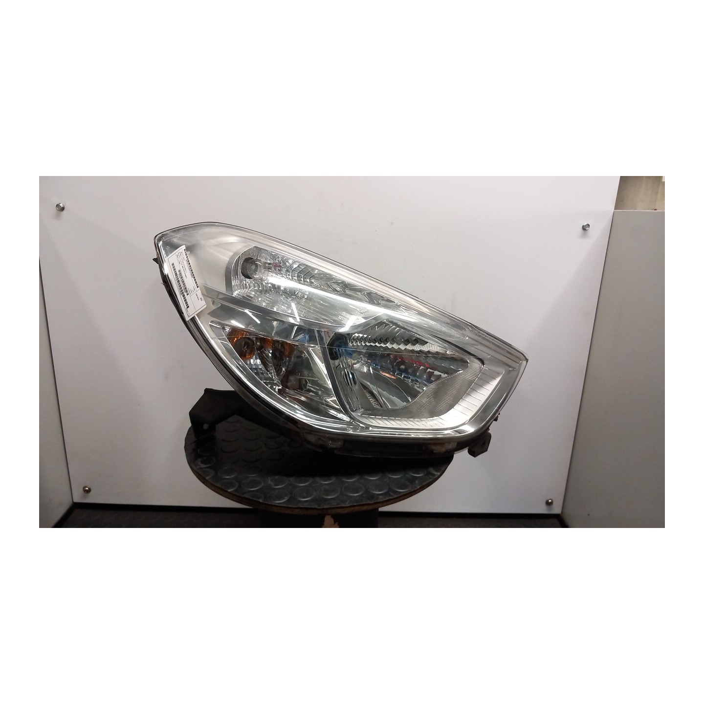 PROIETTORE DX. 049 DACIA DOKKER (11/12-02/17) K7MA8 260109545R