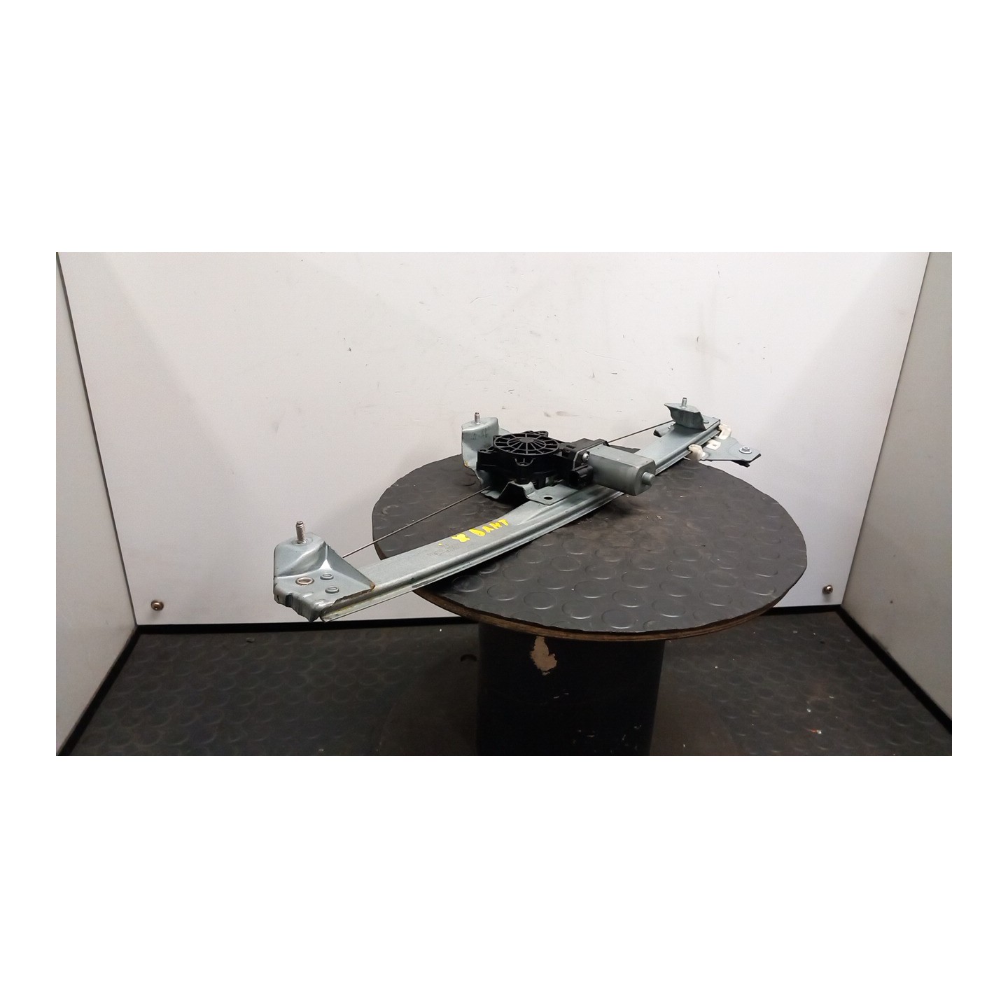 ALZACRISTALLO ELETTR. PORTA ANT. C/MOTORINO DX. 055 DACIA DOKKER (11/12-02/17) K7MA8 807209071R