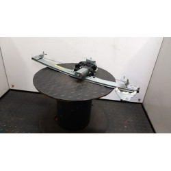ALZACRISTALLO ELETTR. PORTA ANT. C/MOTORINO DX. 055 DACIA DOKKER (11/12-02/17) K7MA8 807209071R
