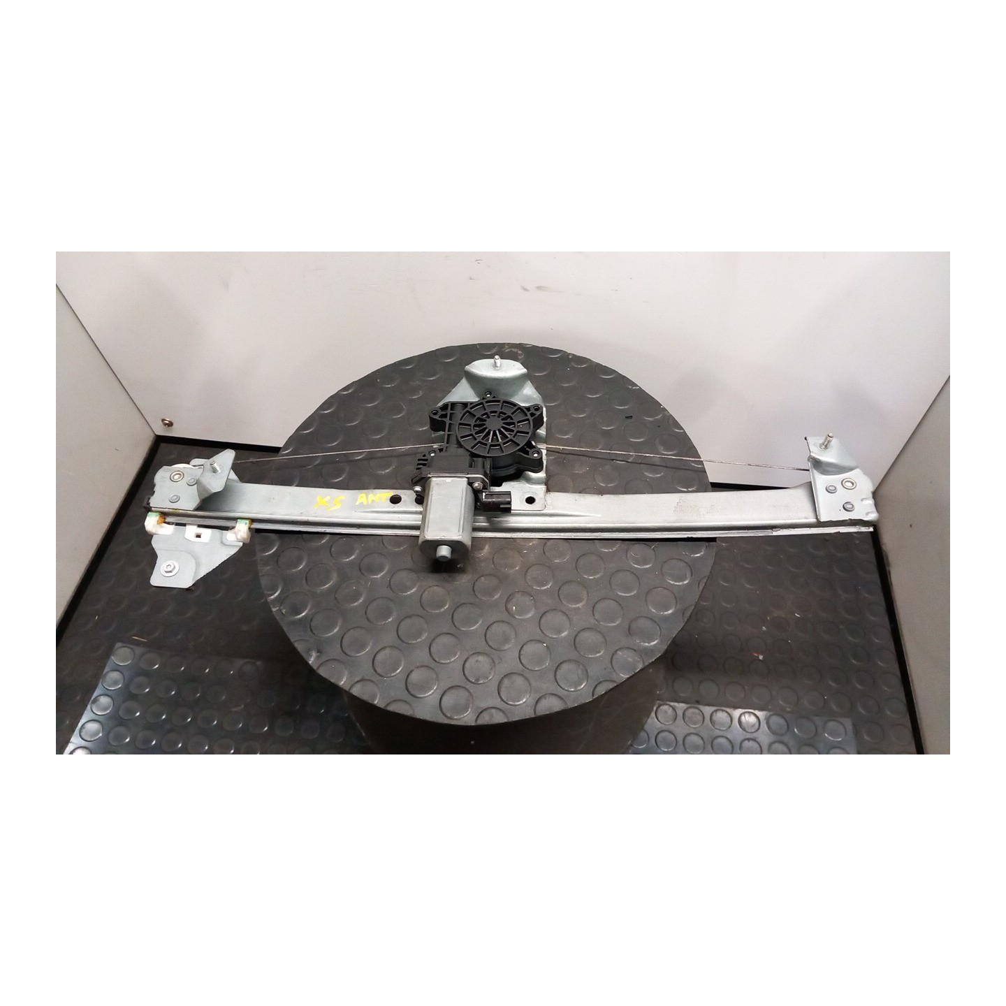 ALZACRISTALLO ELETTR. PORTA ANT. C/MOTORINO SX. 056 DACIA DOKKER (11/12-02/17) K7MA8 807213915R