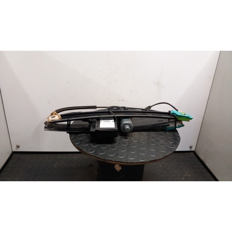 ALZACRISTALLO ELETTR. PORTA ANT. SX. 065 AUDI A2 (8Z) (06/00-02/06) AUA 8Z0837461B