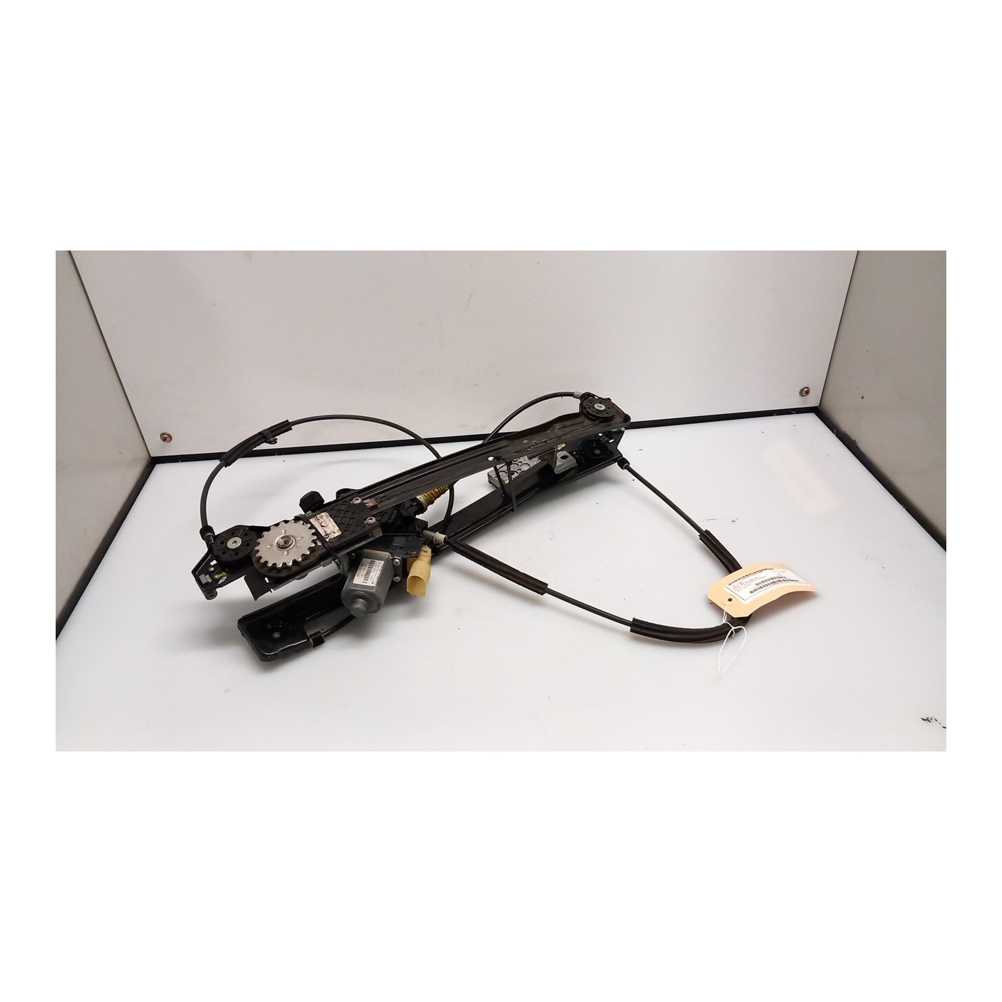 ALZACRISTALLO ELETTR. PORTA ANT. SX. 067 MINI MINI (R56) (08/06-08/10) N12B14A 51332756083