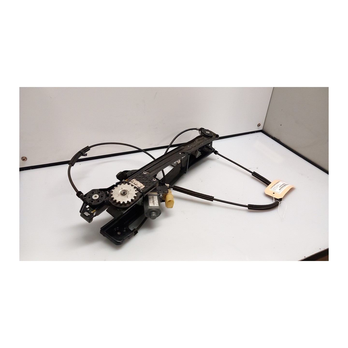 ALZACRISTALLO ELETTR. PORTA ANT. SX. 067 MINI MINI (R56) (08/06-08/10) N12B14A 51332756083