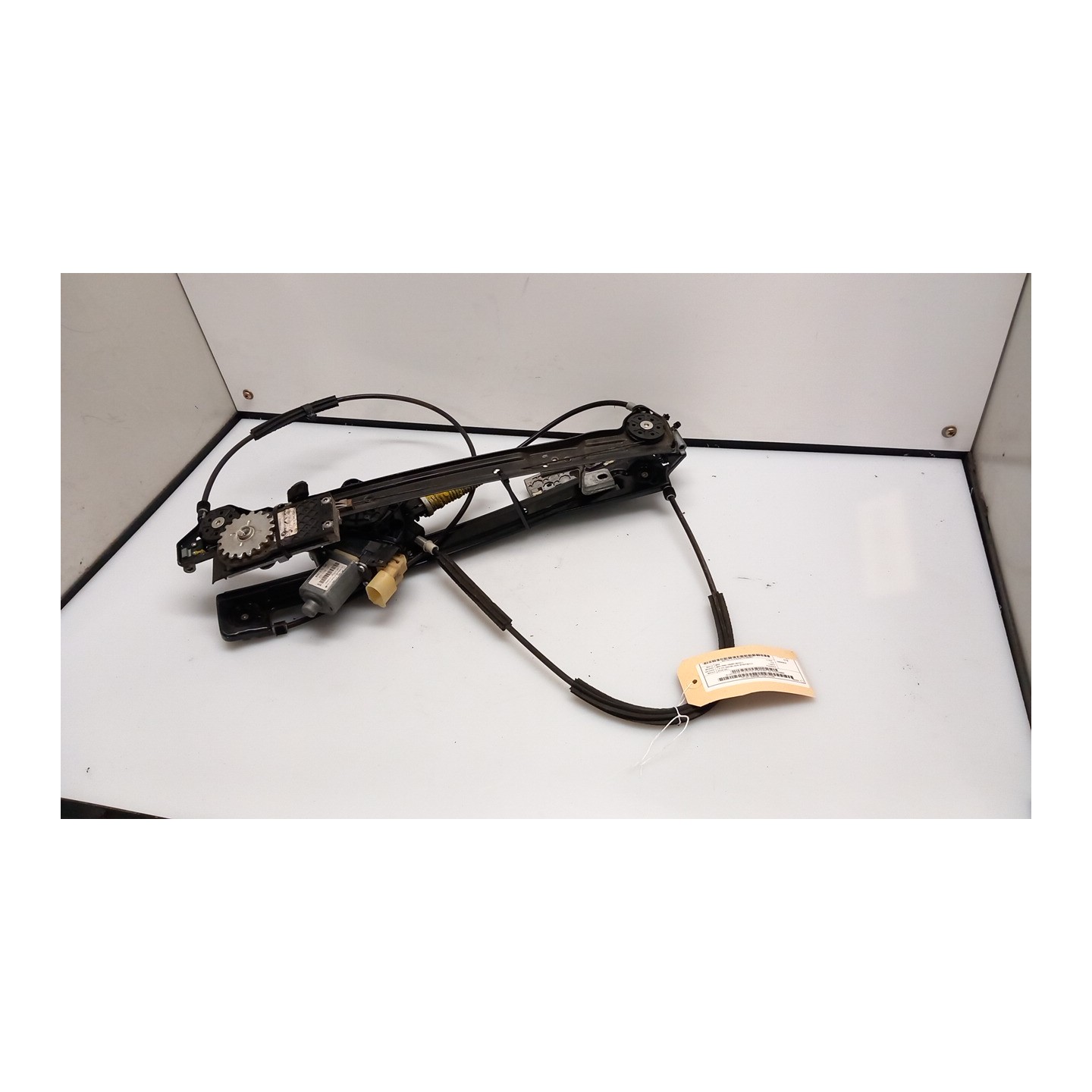 ALZACRISTALLO ELETTR. PORTA ANT. SX. 067 MINI MINI (R56) (08/06-08/10) N12B14A 51332756083