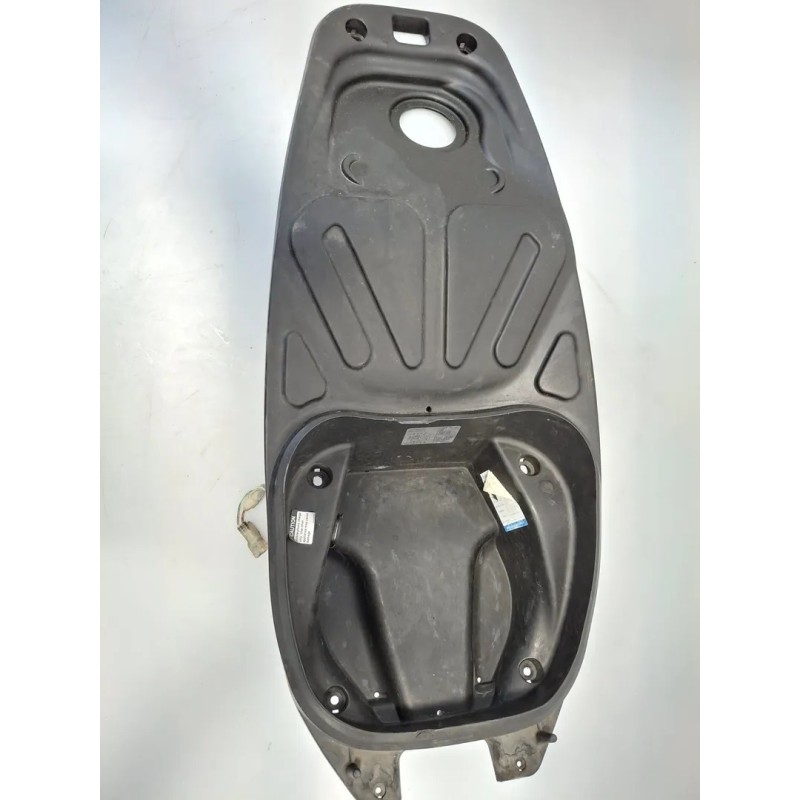Vano porta casco Kymco People GTi 125 (E3) People 125 GTi 