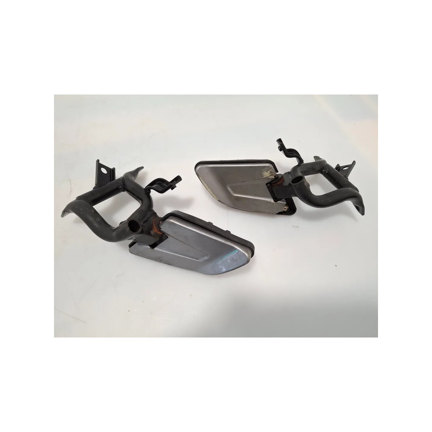 Pedana appoggiapiede posteriore Kymco People GTi 125 (E3) People 125 GTi 