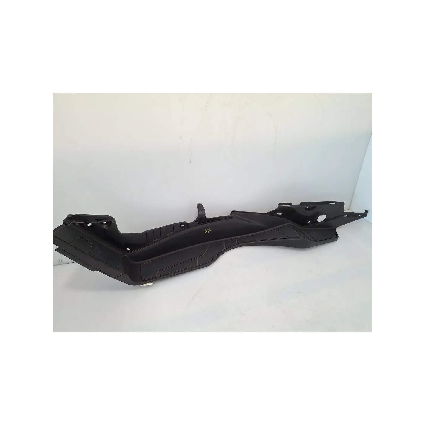 Pavimento laterale appoggiapiedi Suzuki AN Burgman 400 (E3) AN Burgman 400 ABS Sinistro