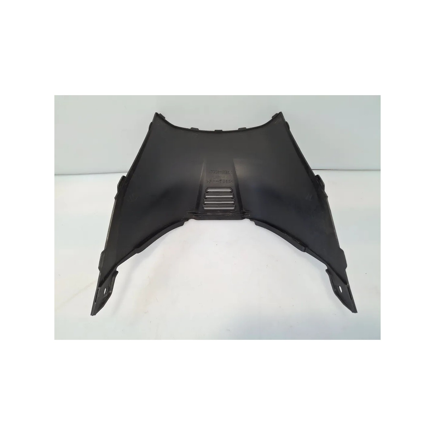 Carenatura anteriore sottosella Suzuki AN Burgman 400 (E3) AN Burgman 400 ABS 