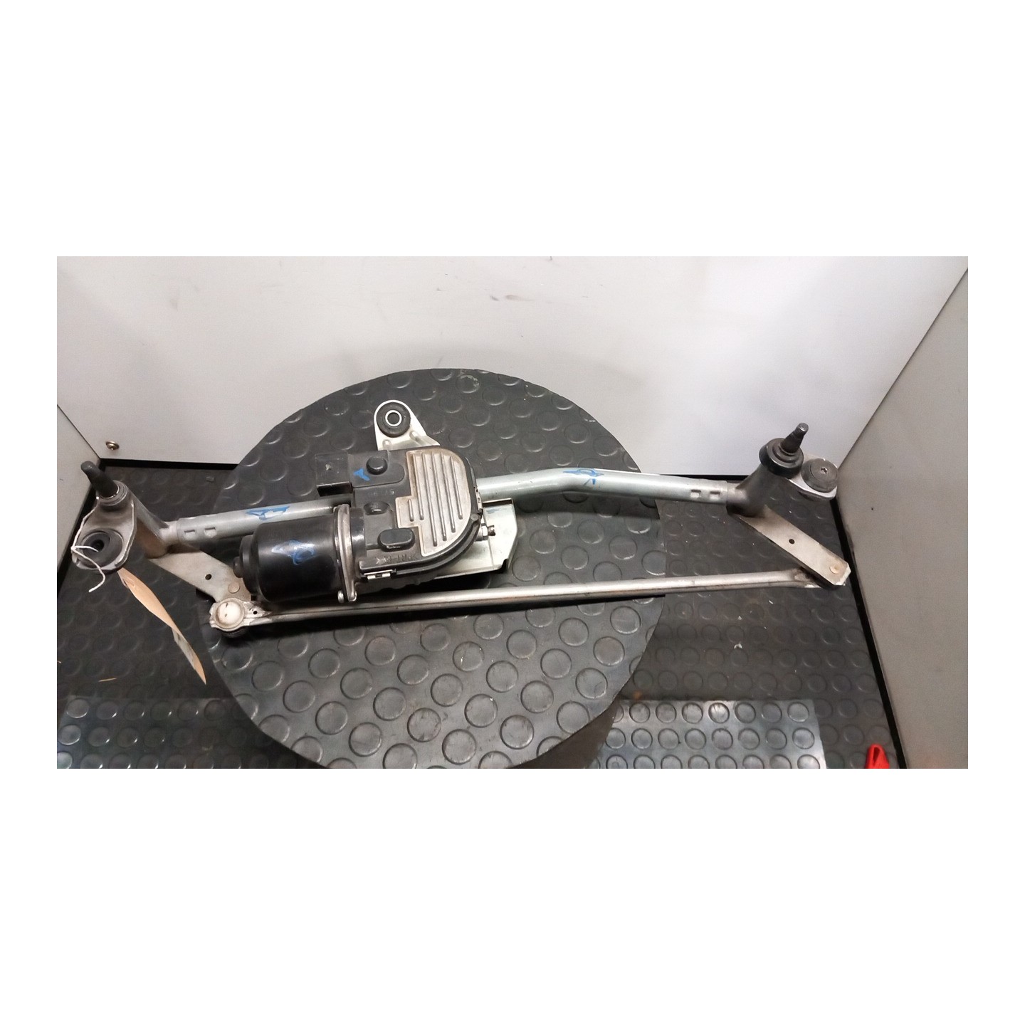 MECCANISMO TERGIPARABREZZA CON MOTORINO 009 VOLKSWAGEN PASSAT (3C) (02/05-12/10) BKP 3AB955023A
