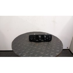 BLOCCO COMANDI ALZACRISTALLI E RETROVISORI EST. 103 FIAT FREEMONT (24) (04/11-) 939B5000 K68084001AD