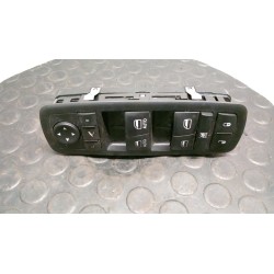 BLOCCO COMANDI ALZACRISTALLI E RETROVISORI EST. 103 FIAT FREEMONT (24) (04/11-) 939B5000 K68084001AD