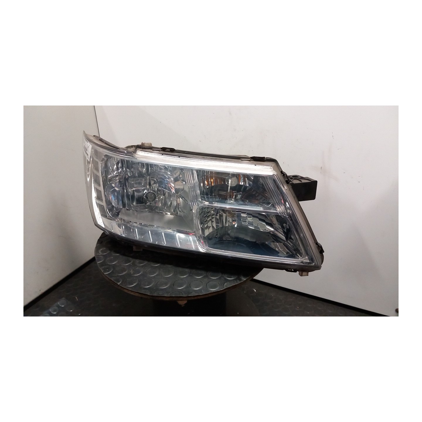 PROIETTORE DX. 111 FIAT FREEMONT (24) (04/11-) 939B5000 K05067786AD