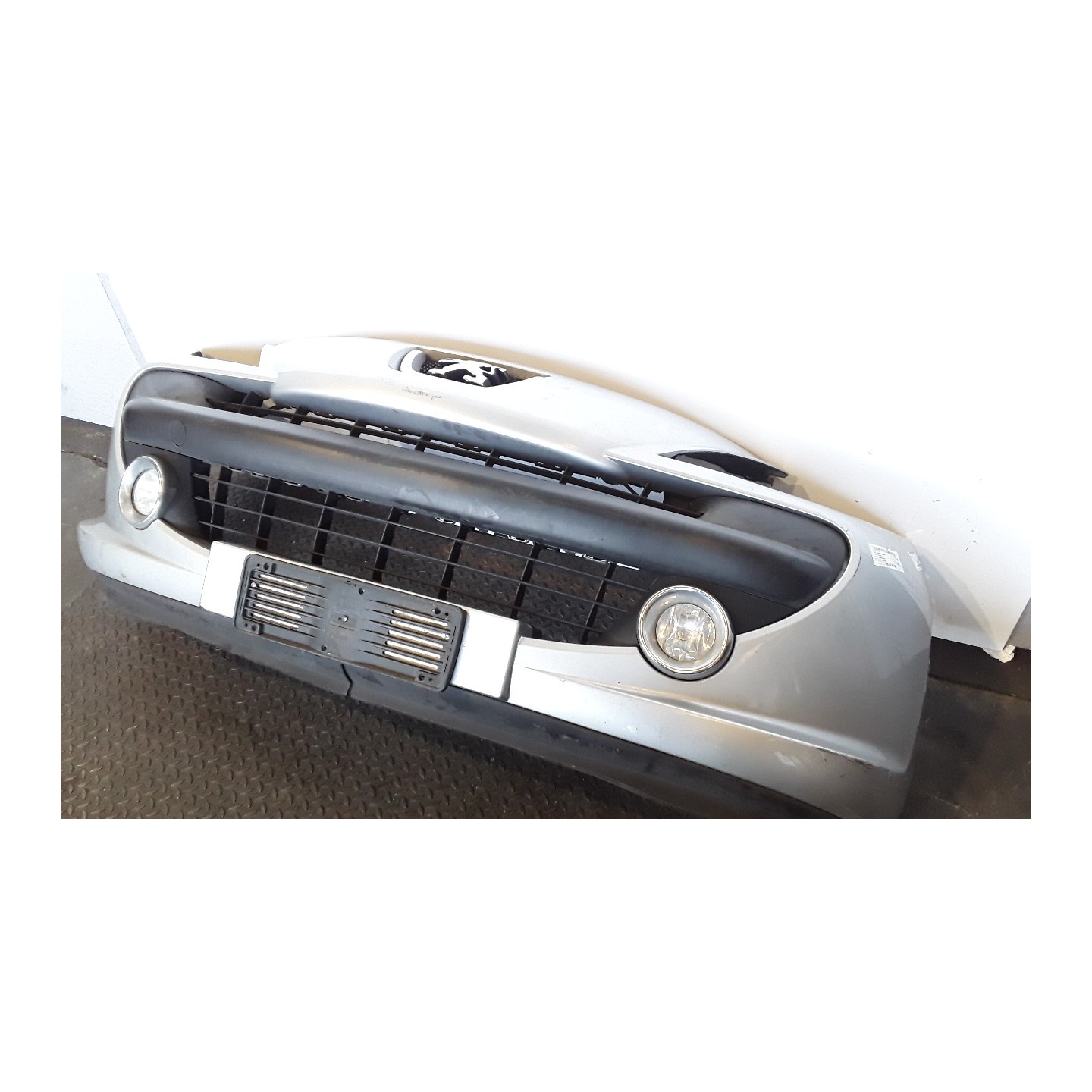 PARAURTI ANT. C/FENDINEBBIA 023 PEUGEOT 207 (04/06-06/09) KFV 7401EQ
