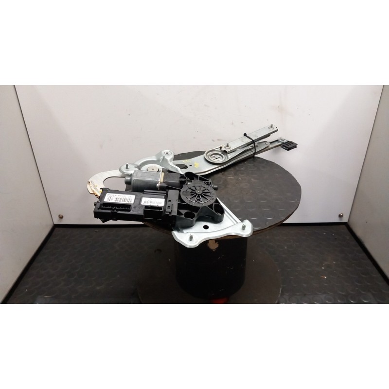 ALZACRISTALLO ELETTR. PORTA ANT. SX. 060 RENAULT SCENIC 3A SERIE (04/09-10/13) K9KJ8 807212569R