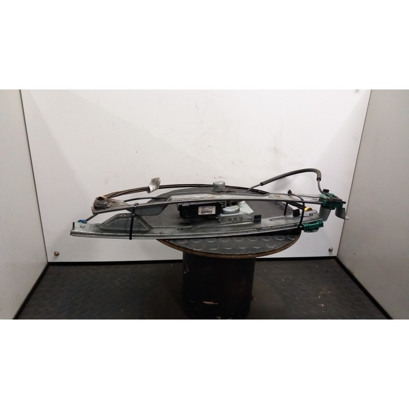 ALZACRISTALLO ELETTR. PORTA ANT. A IMPULSI C/MOTORINO SX. 138 RENAULT CLIO 3A SERIE (07/05-05/09) K9KZ7 8200826169