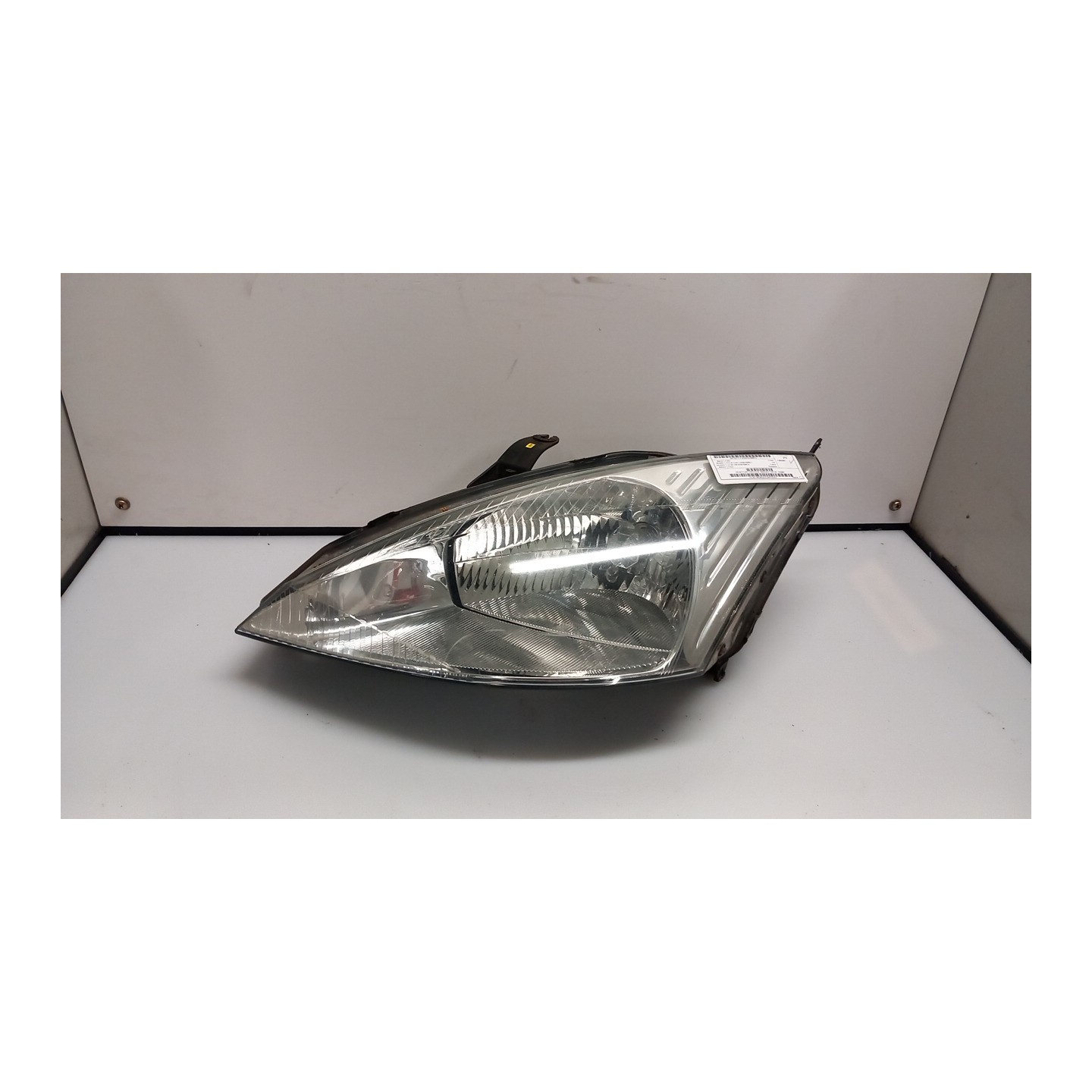 PROIETTORE C/REGOLAZ. MANUALE FARI SX. 012 FORD FOCUS (CAK) (10/98-03/02) FYDB 1152091