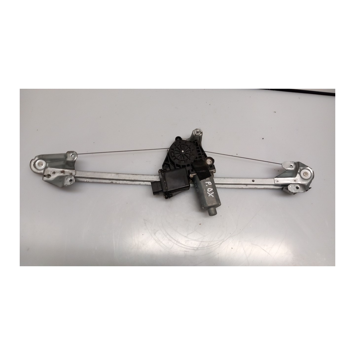ALZACRISTALLO PORTA POST. DX. 021 OPEL ZAFIRA (T98) (03/99-12/05) Z18XE 90579504