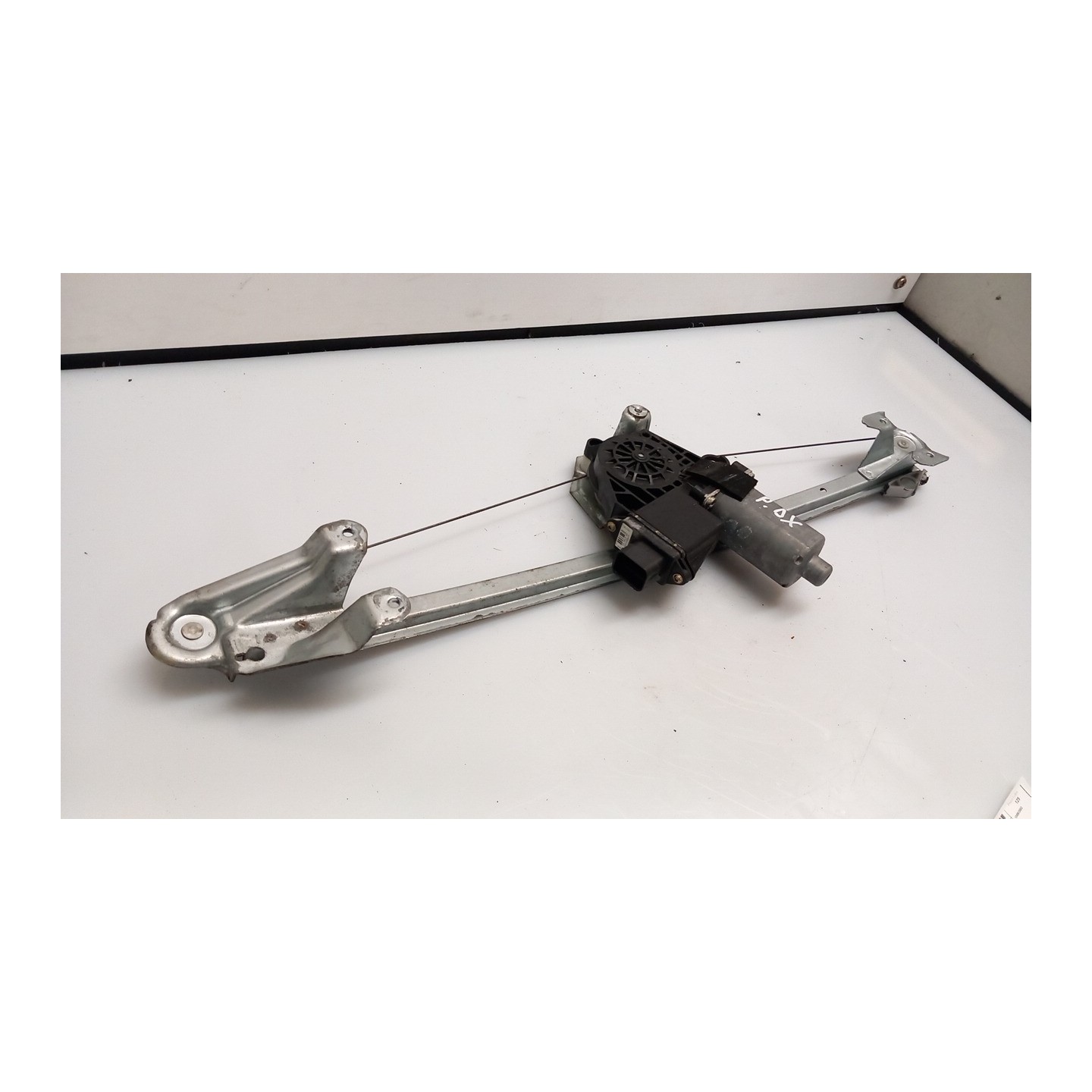 ALZACRISTALLO PORTA POST. DX. 021 OPEL ZAFIRA (T98) (03/99-12/05) Z18XE 90579504