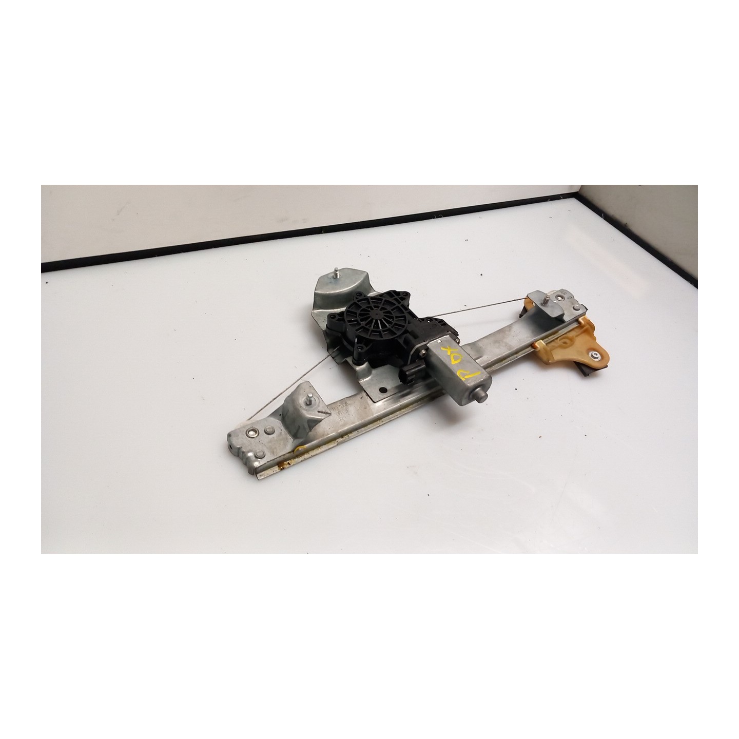 ALZACRISTALLO ELETTR. PORTA POST. C/MOTORINO DX. 055 RENAULT CLIO 4A SERIE (07/12-12/16) K9KB6 827008880R