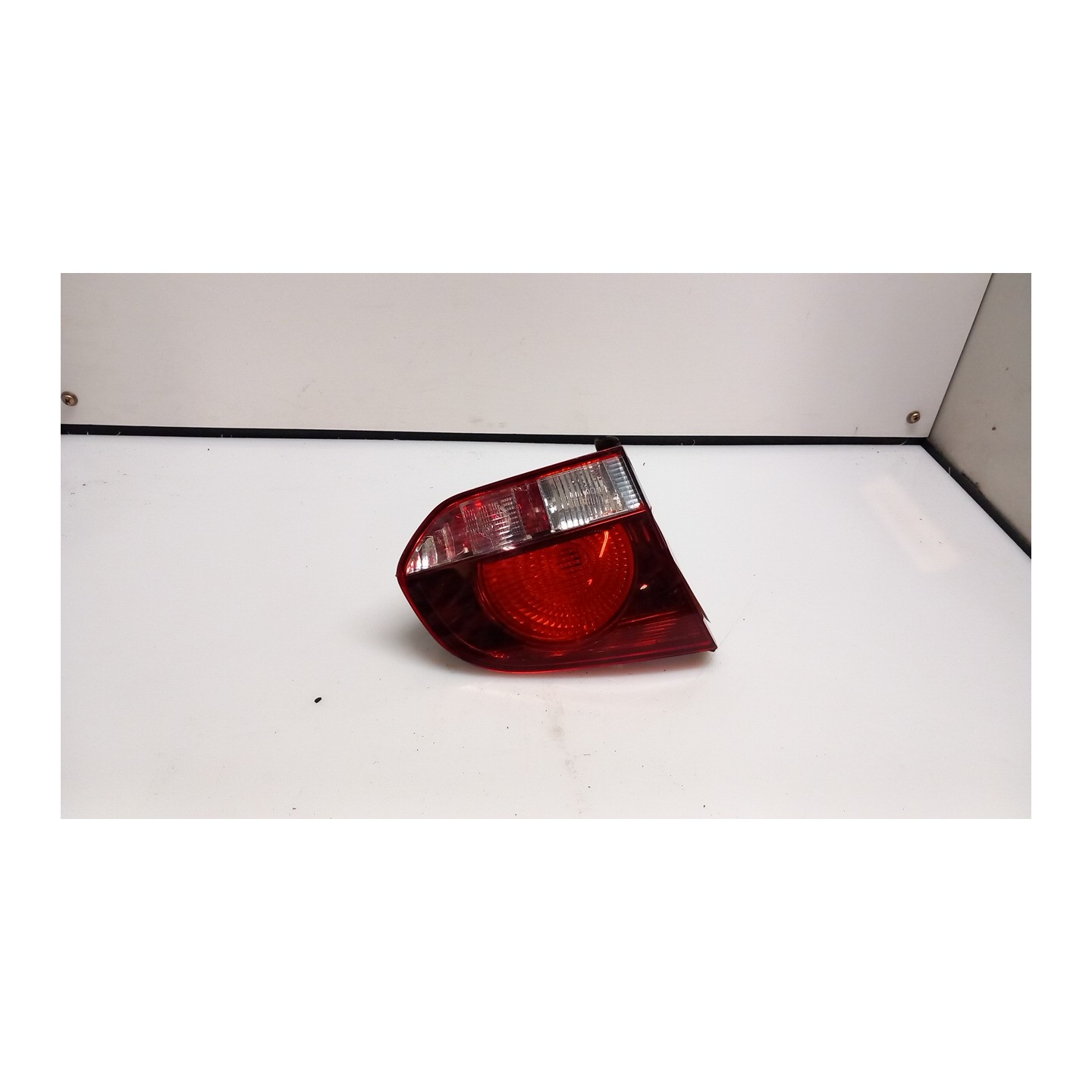 FANALE POST. PARTE INT. HELLA SX. 072 VOLKSWAGEN GOLF (5K/AJ) (09/08-) CAX 5K0945093AB