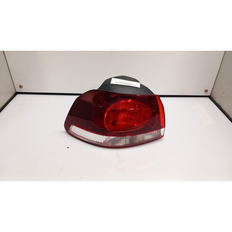 FANALE POST. PARTE EST. HELLA SX. 073 VOLKSWAGEN GOLF (5K/AJ) (09/08-) CAX 5K0945095N