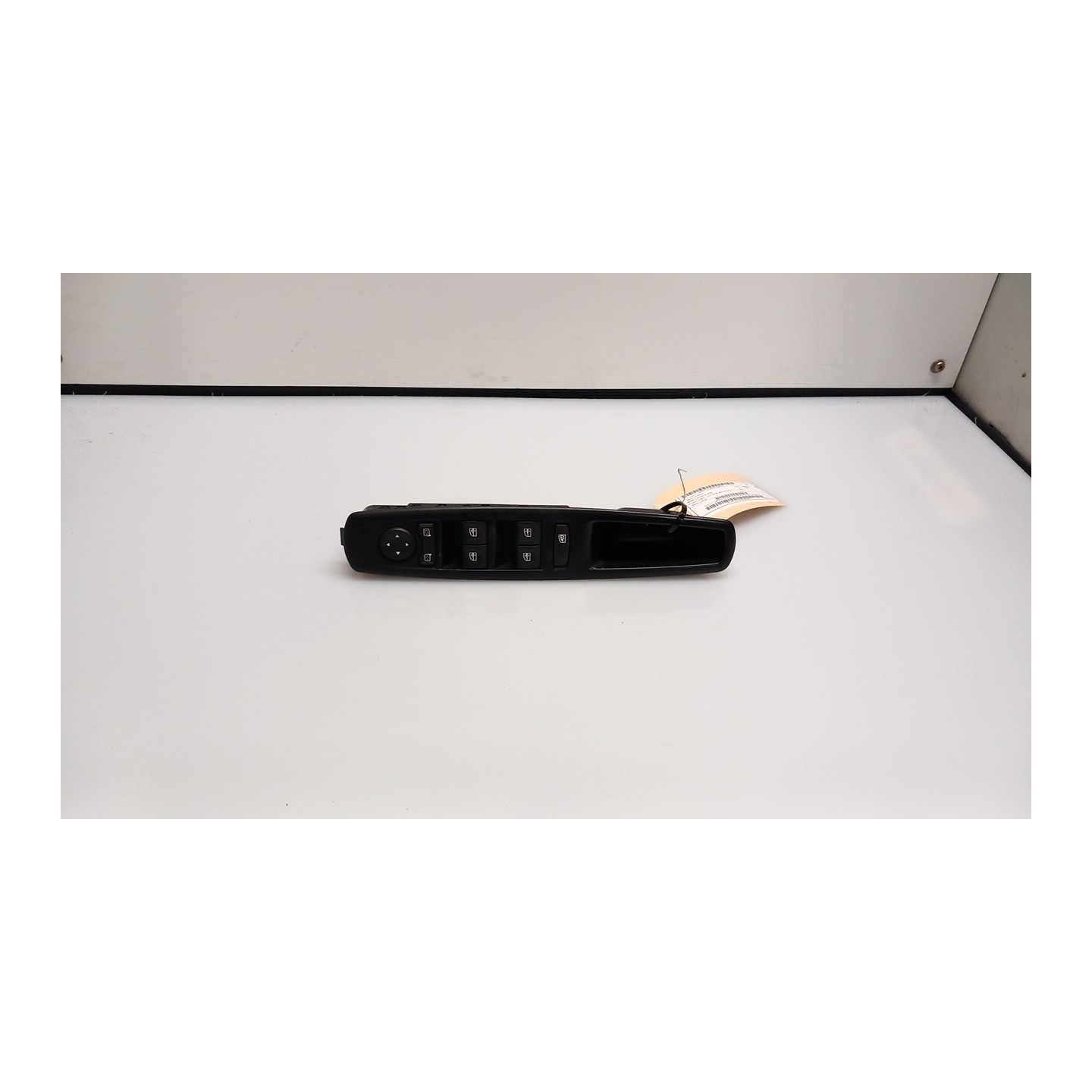 BLOCCO COMANDI ALZACRISTALLI E RETROVISORI EST. 142 RENAULT SCENIC 3A SERIE (04/09-10/13) K9KJ8 809610014R