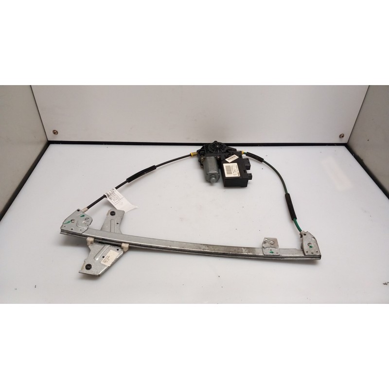 ALZACRISTALLO ELETTR. PORTA ANT. SX. 152 PEUGEOT 307 (04/01-12/06) 9HZ 9221K1