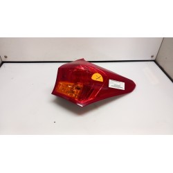 FANALE POST. PARTE EST. DX. 004 TOYOTA AURIS (11/12-) 2ZRFXE 8155102710