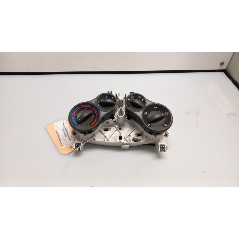 BLOCCO COMANDO CLIMATIZZAZIONE 017 FIAT PANDA (2Q) (09/03-12/10) 188A4000 77362520