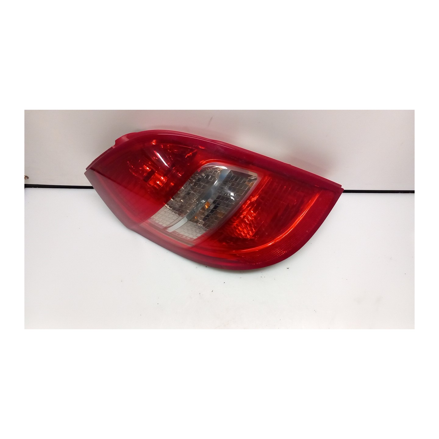 FANALE POST. P/AVANTGARDE SX. 022 MERCEDES-BENZ CLASSE A (W/C169) (07/04-04/13 266920 A1698202964