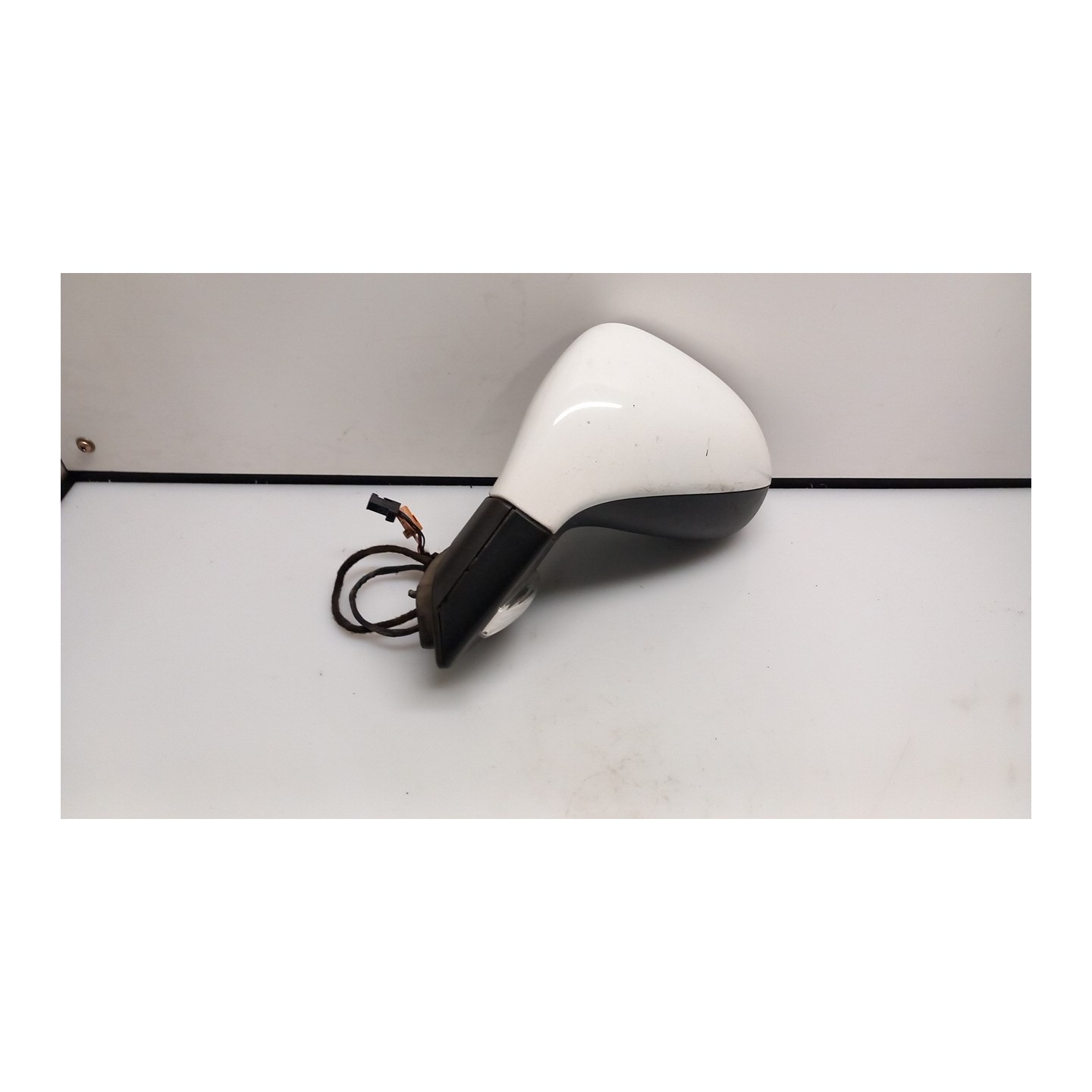 RETROVISORE EST. REGOLAZ. ELETTR. SX. 074 PEUGEOT 207 (04/06-06/09) 8FS 8149ZG
