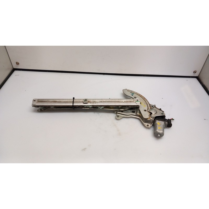 ALZACRISTALLO ELETTR. PORTA ANT. C/MOTORINO SX. 091 SUZUKI ALTO (03/09-12/12) K10B 83402M68K10000