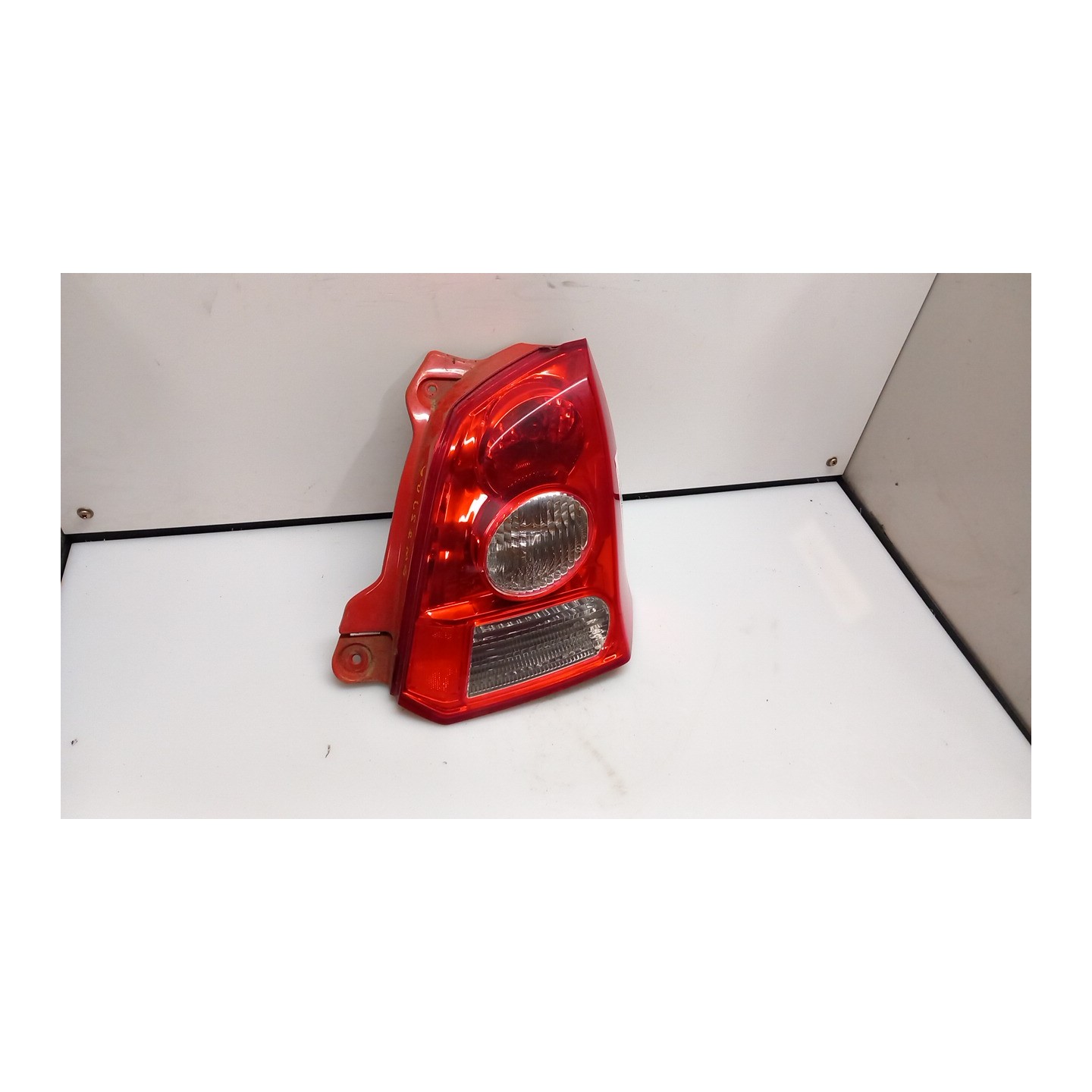 FANALE POST. DX. 099 SUZUKI ALTO (03/09-12/12) K10B 35651M68K00000