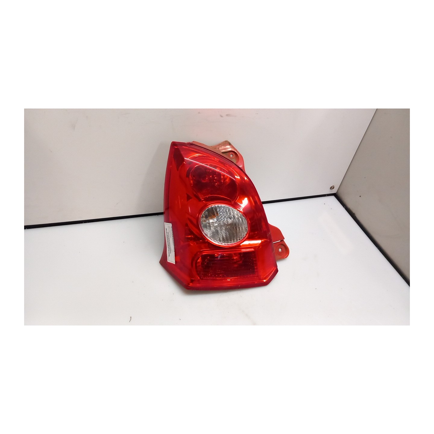 FANALE POST. SX. 100 SUZUKI ALTO (03/09-12/12) K10B 35671M68K10000