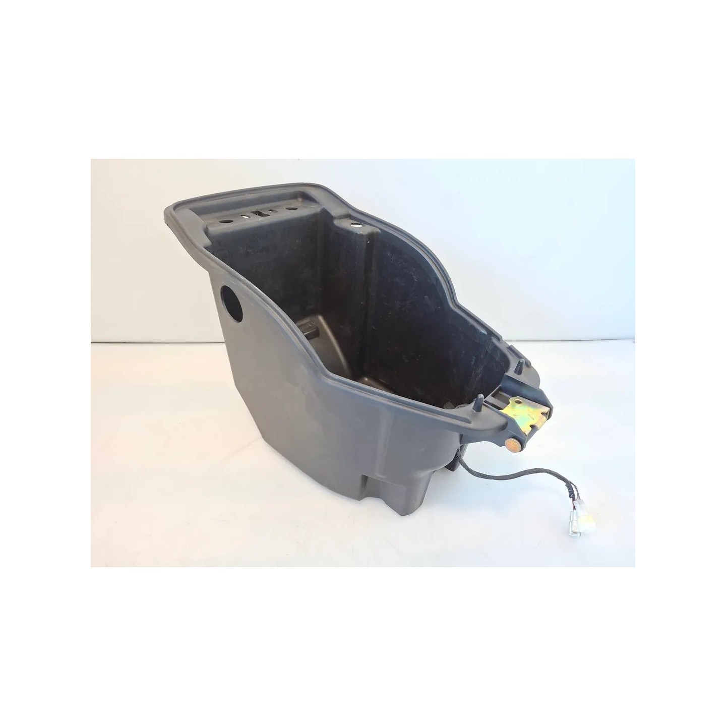 Vano porta casco Niu NQi Cargo MY21 