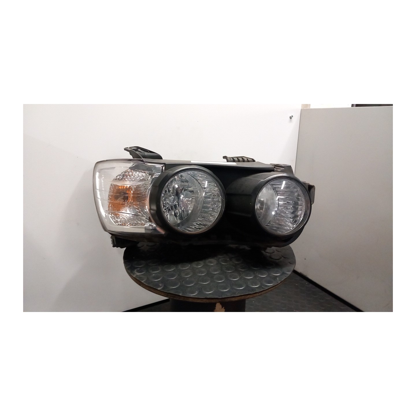 PROIETTORE C/REGOLAZ.MANUALE/CORN.CROMATA DX. 035 CHEVROLET (DAEWOO) AVEO (T300) (05/11-) A12XER 96831092