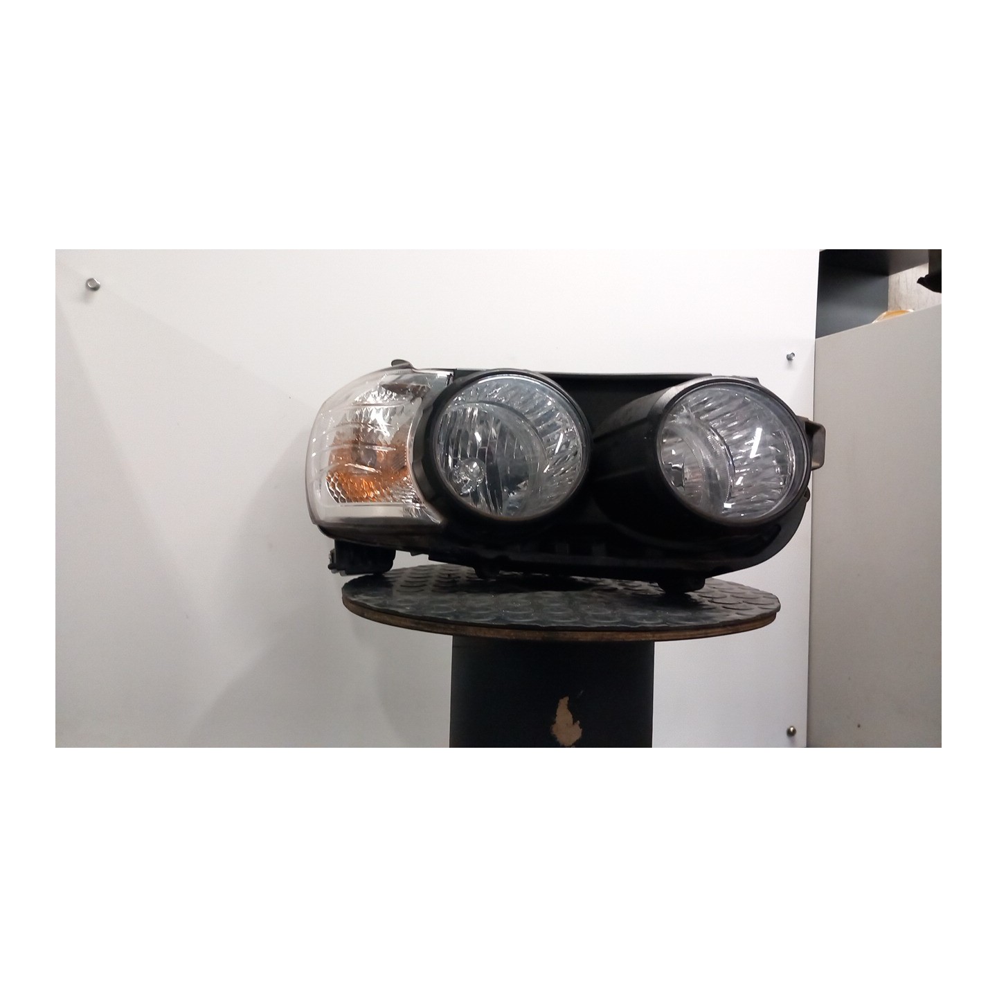 PROIETTORE C/REGOLAZ.MANUALE/CORN.CROMATA DX. 035 CHEVROLET (DAEWOO) AVEO (T300) (05/11-) A12XER 96831092