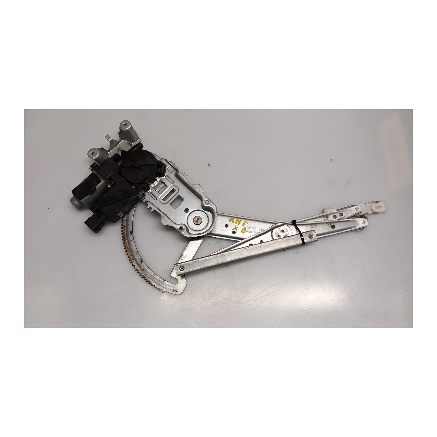 ALZACRISTALLO ELETTR. PORTA ANT. DX. 009 OPEL COMBO (X01) (11/01-01/12) Z16YNG 93186829
