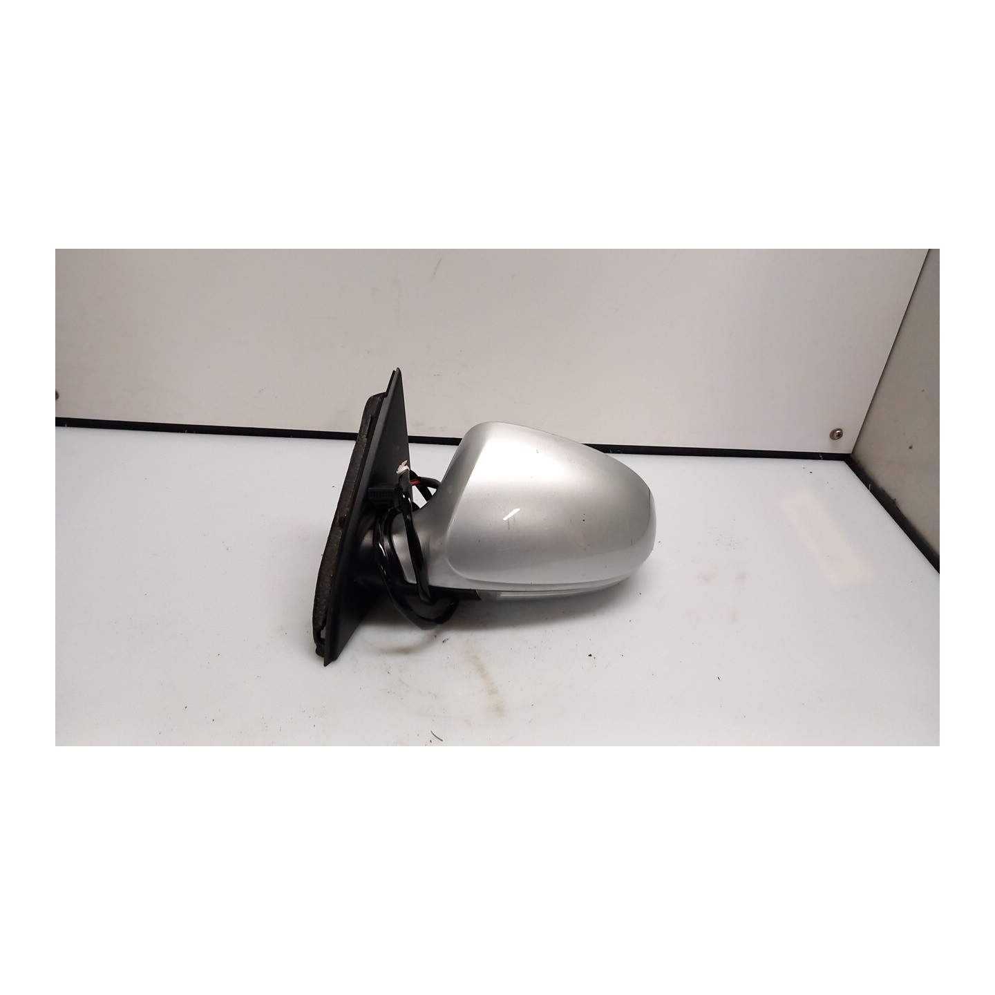 RETROVISORE EST. REGOLAZ. ELETTR. SX. 024 VOLKSWAGEN PASSAT (3C) (02/05-12/10) CBA 3C1857507DP9B9