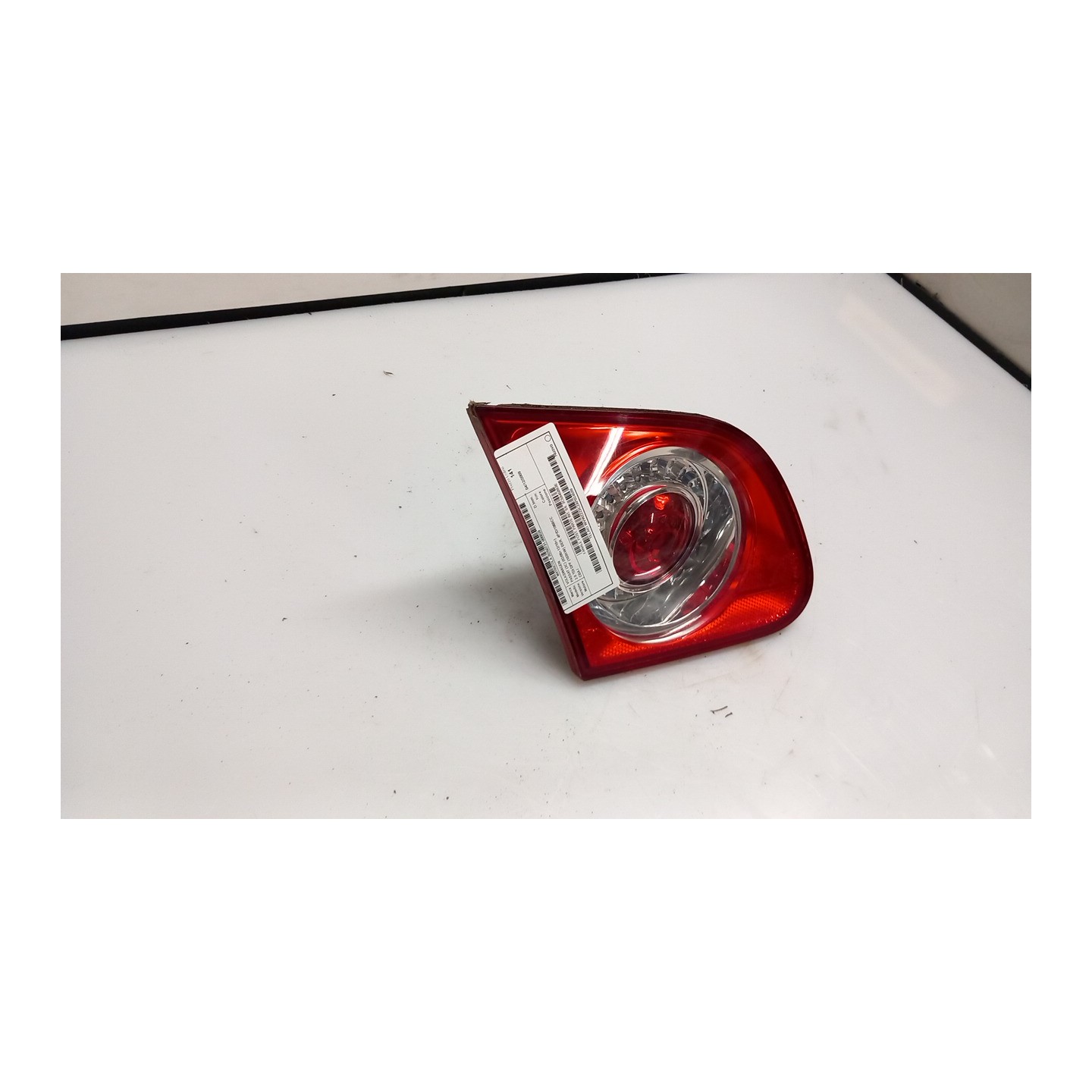 FANALE POST. PARTE INT. SX. 028 VOLKSWAGEN PASSAT (3C) (02/05-12/10) CBA 3C5945093E