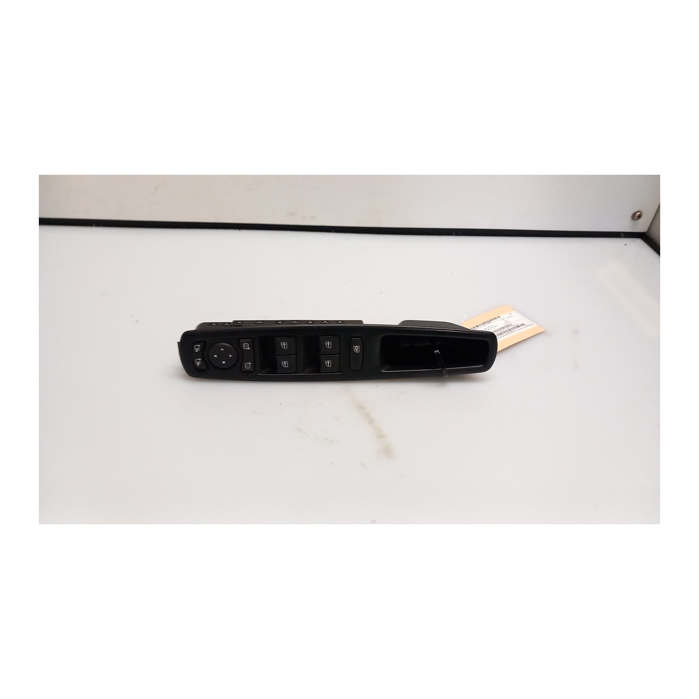 BLOCCO COMANDI ALZACRISTALLI E RETROVISORI EST. C/ALZACR.MAN.POST./ALLARME 045 RENAULT SCENIC 3ASERIE XMOD CROSS (04/ K9KA6 8096