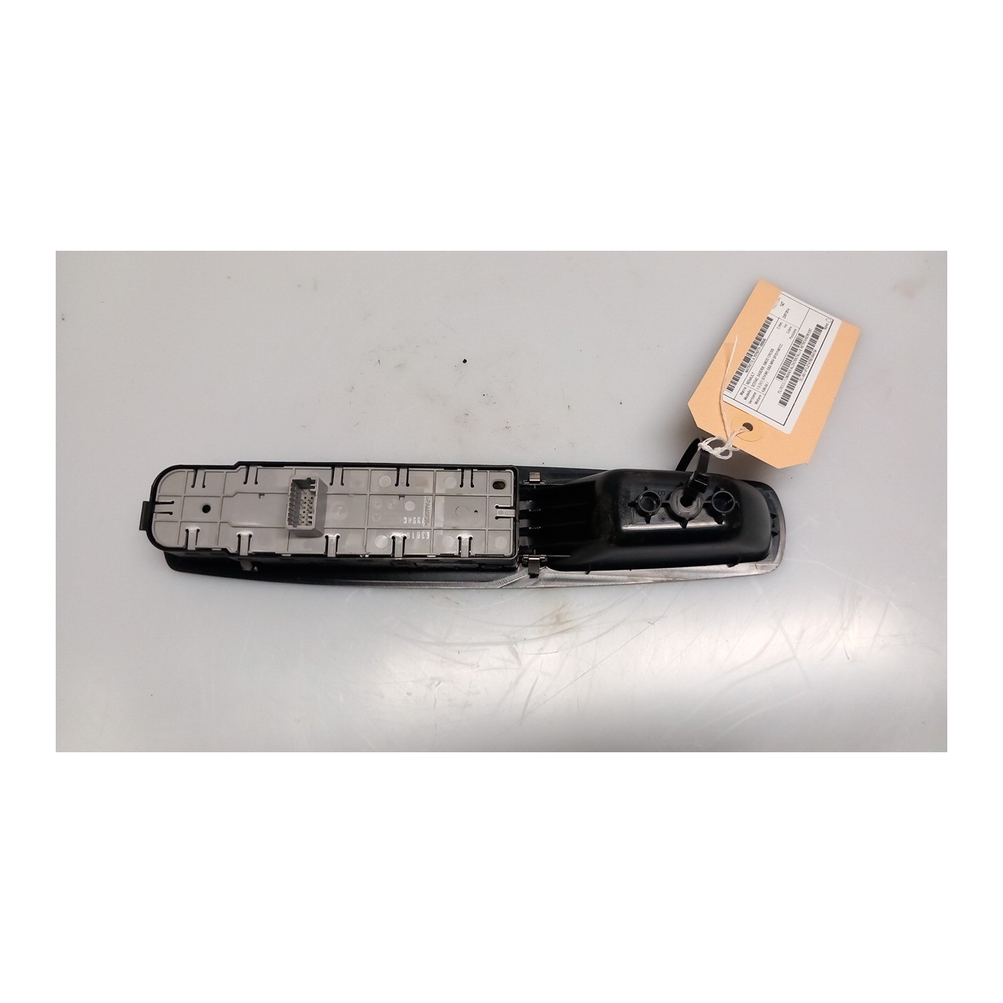 BLOCCO COMANDI ALZACRISTALLI E RETROVISORI EST. C/ALZACR.MAN.POST./ALLARME 045 RENAULT SCENIC 3ASERIE XMOD CROSS (04/ K9KA6 8096