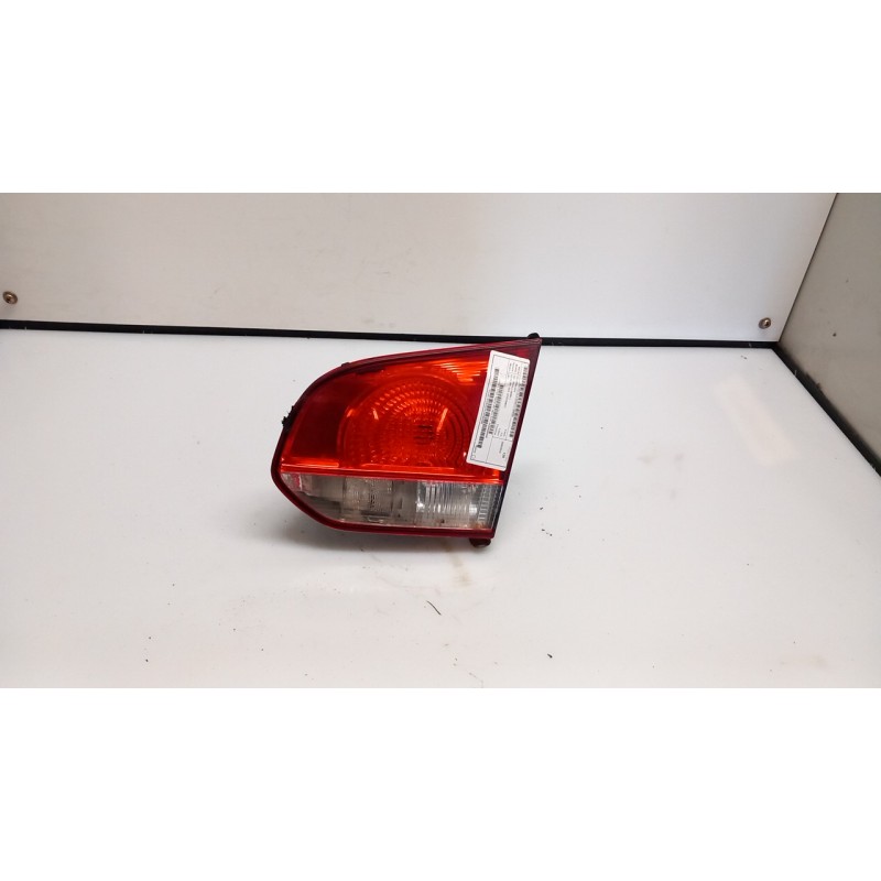 FANALE POST. PARTE INT. HELLA DX. 068 VOLKSWAGEN GOLF (5K/AJ) (09/08-) CAY 5K0945094AB