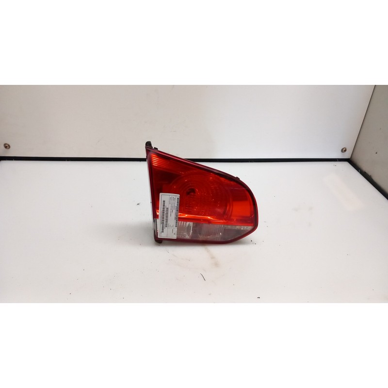 FANALE POST. PARTE INT. HELLA SX. 069 VOLKSWAGEN GOLF (5K/AJ) (09/08-) CAY 5K0945093AB
