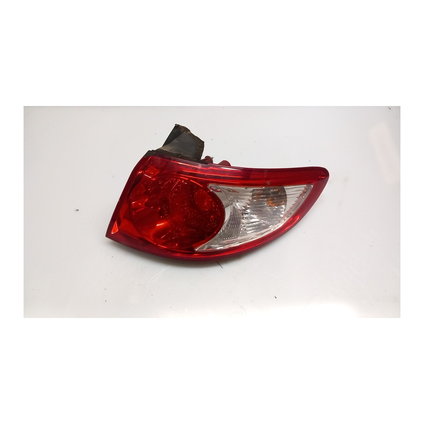 FANALE POST. PARTE EST. DX. 083 HYUNDAI SANTA FE 2A SERIE (03/06-12/10 D4EB 924022B020