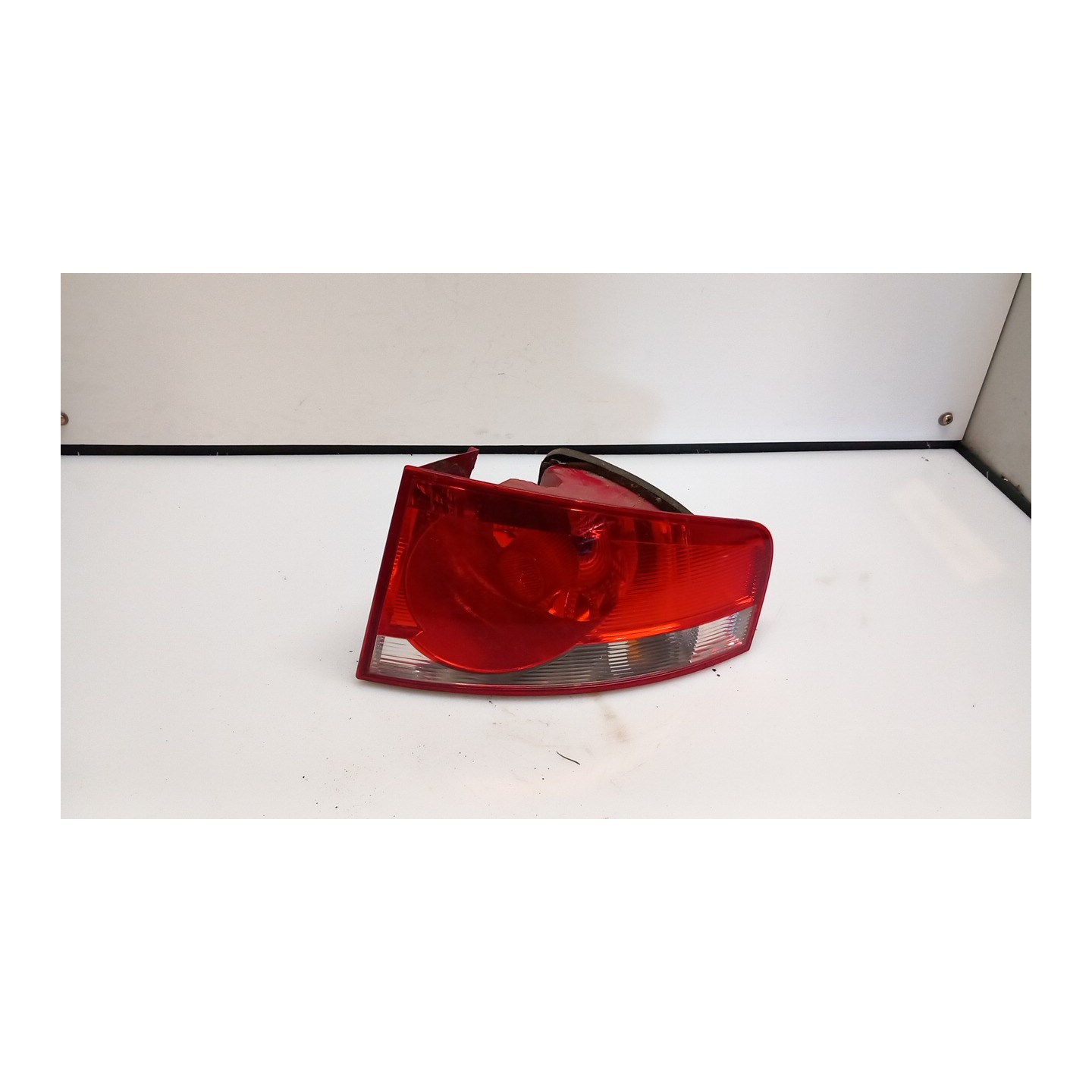 FANALE POST. PARTE EST. DX. 090 SEAT ALTEA (5P) (03/04-) CAY 5P8945112A