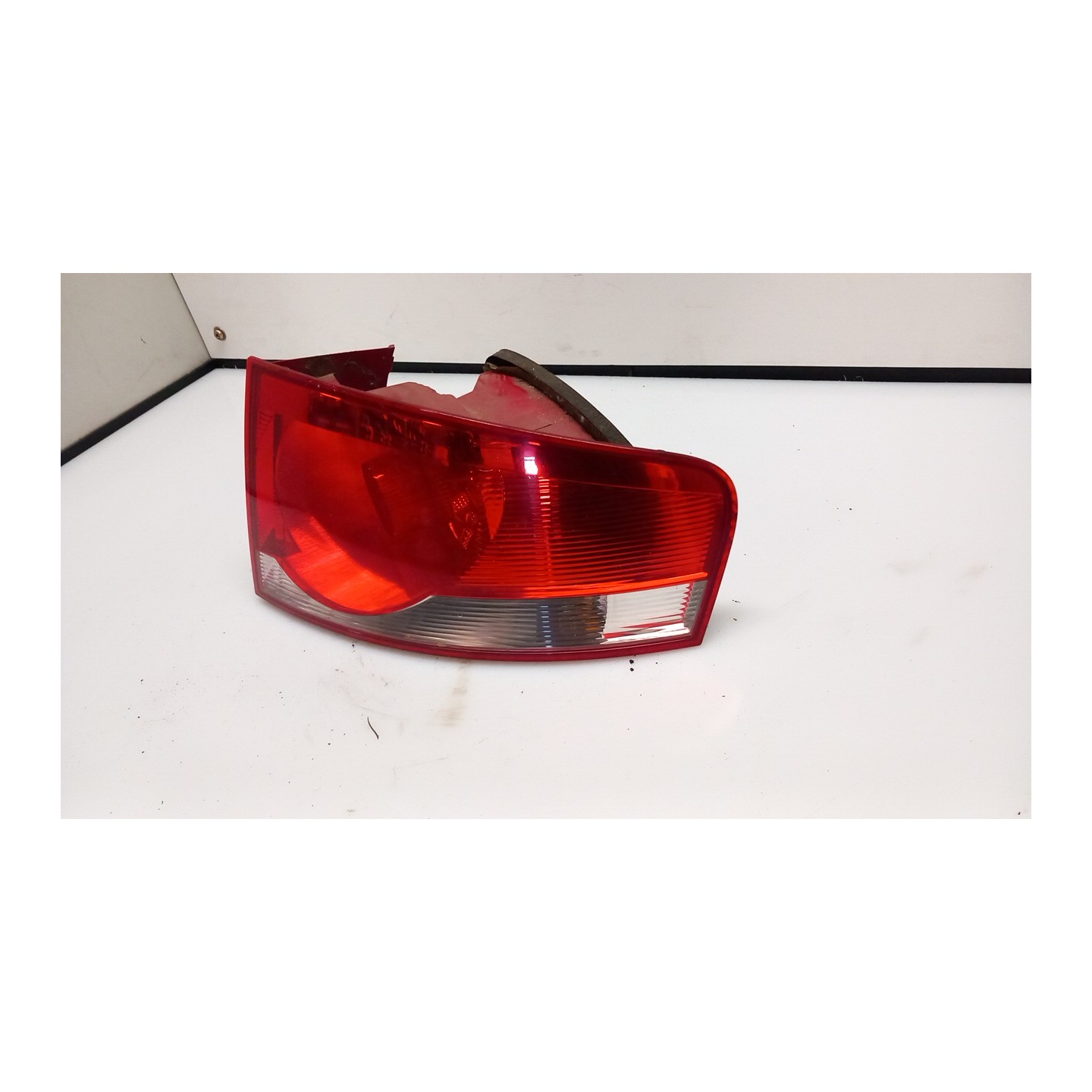 FANALE POST. PARTE EST. DX. 090 SEAT ALTEA (5P) (03/04-) CAY 5P8945112A