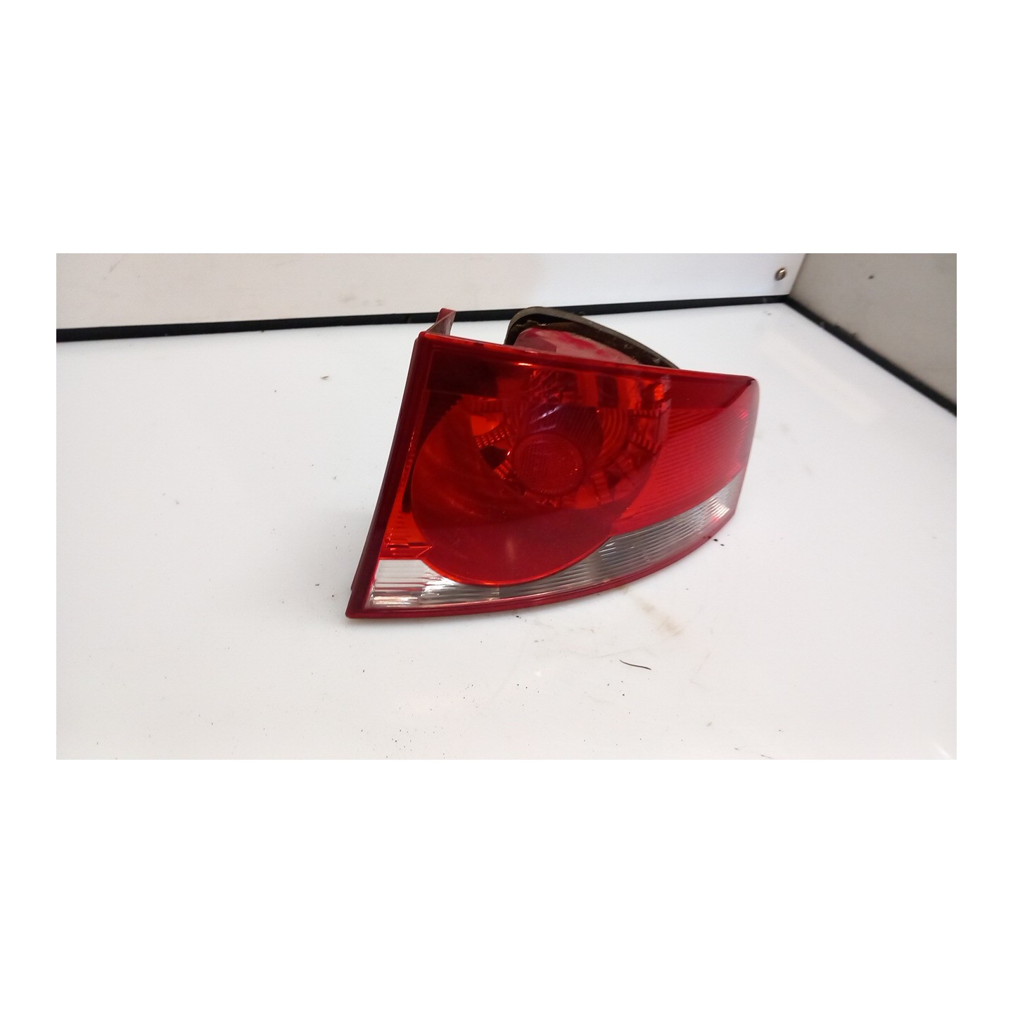 FANALE POST. PARTE EST. DX. 090 SEAT ALTEA (5P) (03/04-) CAY 5P8945112A