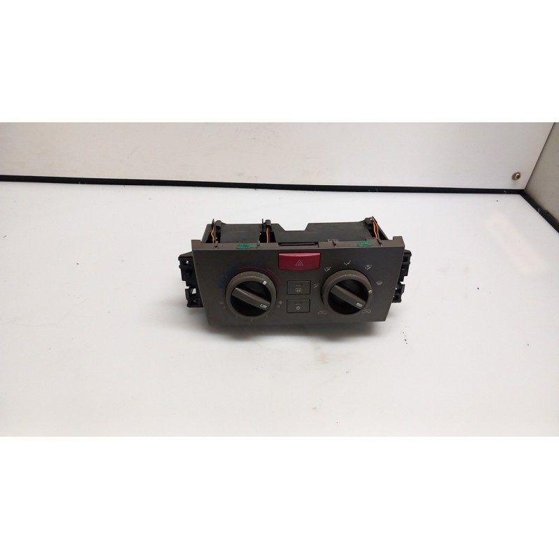 BLOCCO COMANDO CLIMATIZZAZIONE 105 LANCIA YPSILON (TE) (06/03-09/06) 188A5000 77364220