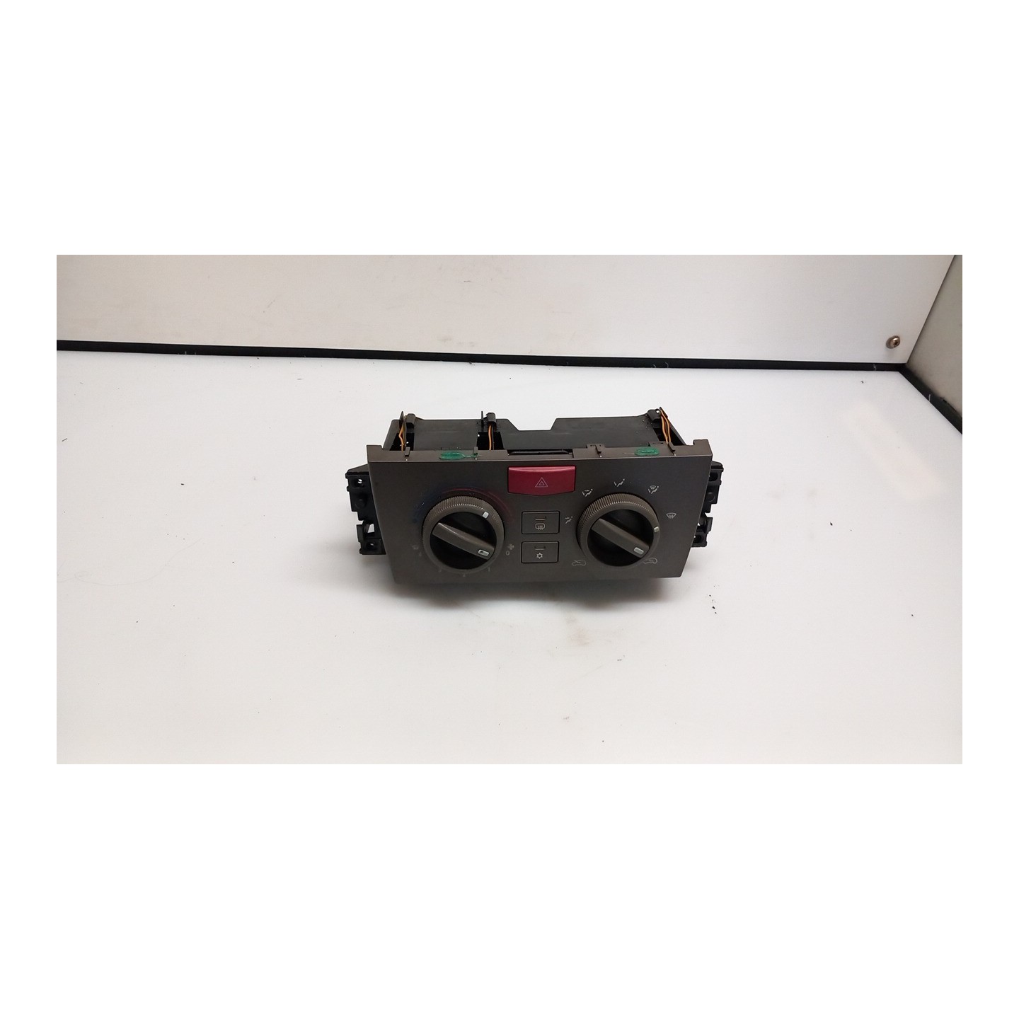 BLOCCO COMANDO CLIMATIZZAZIONE 105 LANCIA YPSILON (TE) (06/03-09/06) 188A5000 77364220